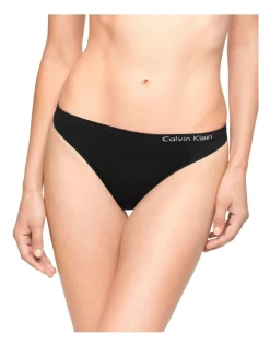 Calvin Klein Pure Seamless Thong Black