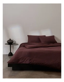 Calvin Klein Modern Cotton Harrison Quilt Cover In Burgundy