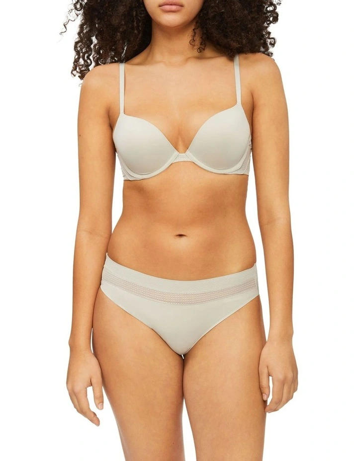 Perfectly Fit Flex Push Up Plunge Bra In Dove Calvin Klein Perfectly Fit Flex Push Up Plunge Bra In Dove -Calvin Klein Sales
