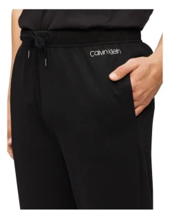 Calvin Klein Chill Logo Sleep Pant Black 3 Calvin Klein Chill Logo Sleep Pant Black -Calvin Klein Sales 856911340 4 720x928