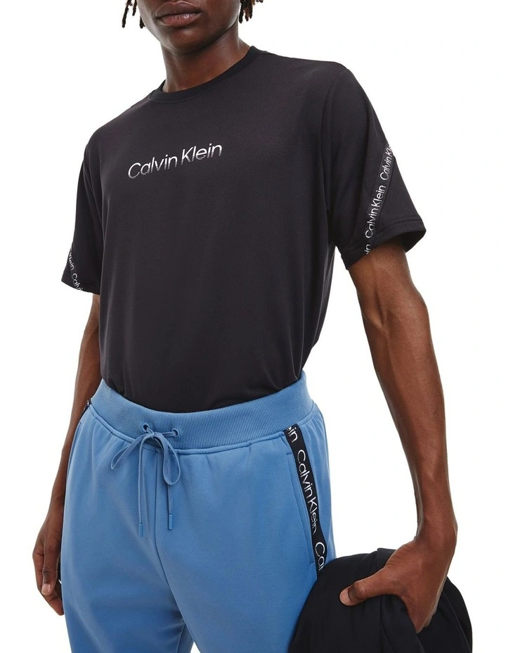 Gym T-Shirt in Black Calvin Klein Gym T-Shirt In Black -Calvin Klein Sales